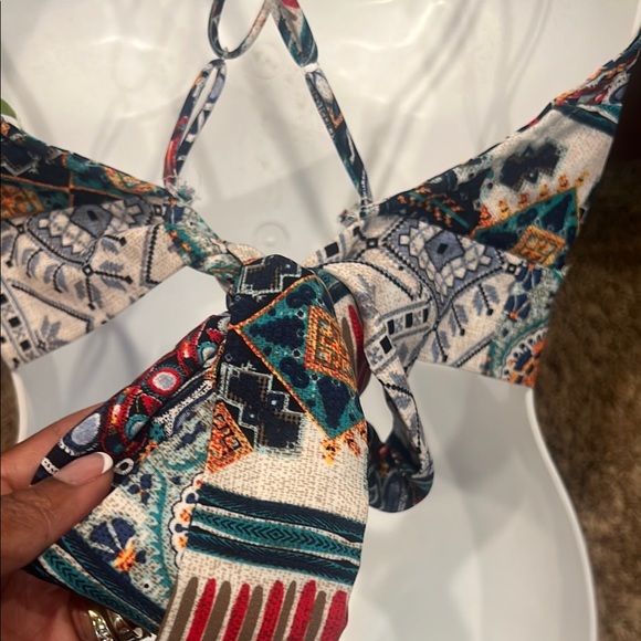 Multicolor Halter Neck Women's Top - Picture 7 of 7